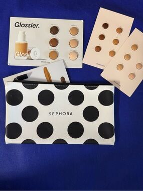 Sephora GWP Black & White Polka Dot Cosmetic Pouch - NWOT with Glossier samples